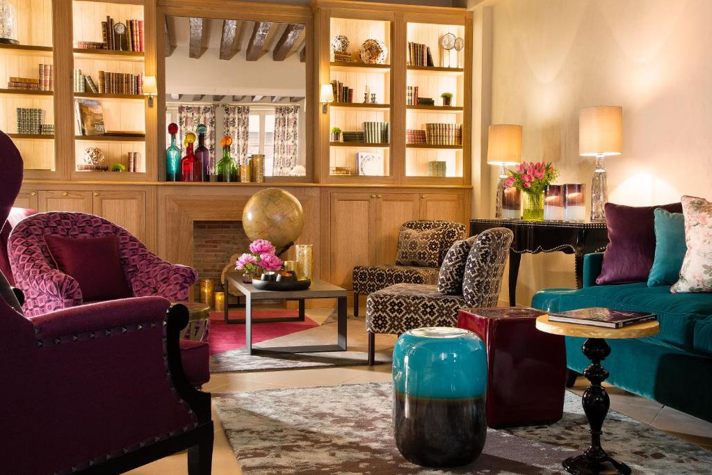 Les Tournelles - Booking