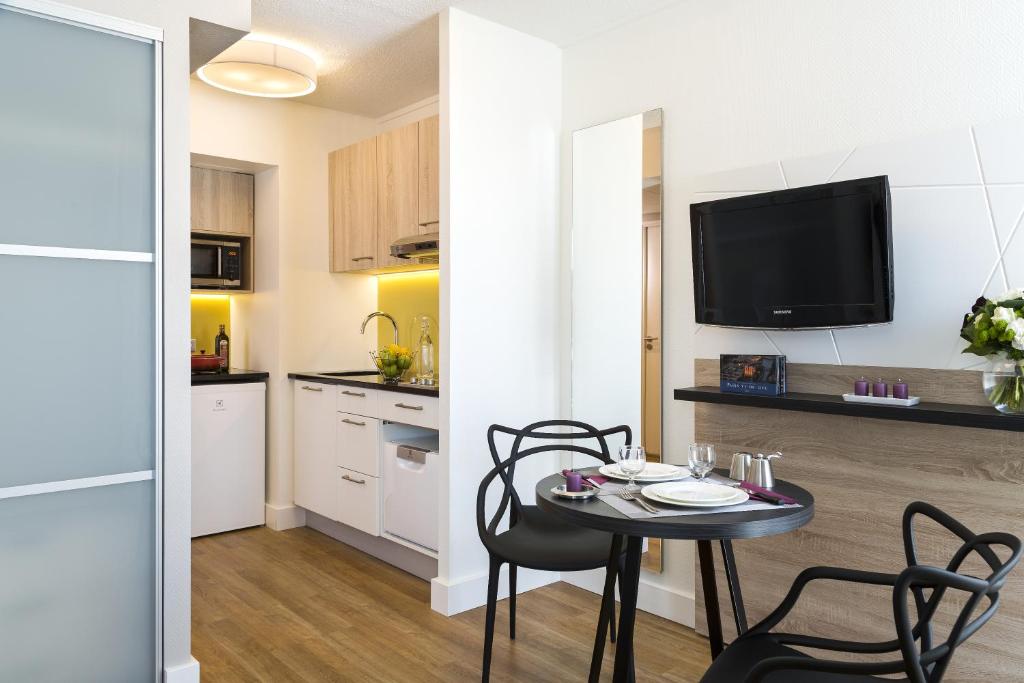 Citadines Tour Eiffel Paris