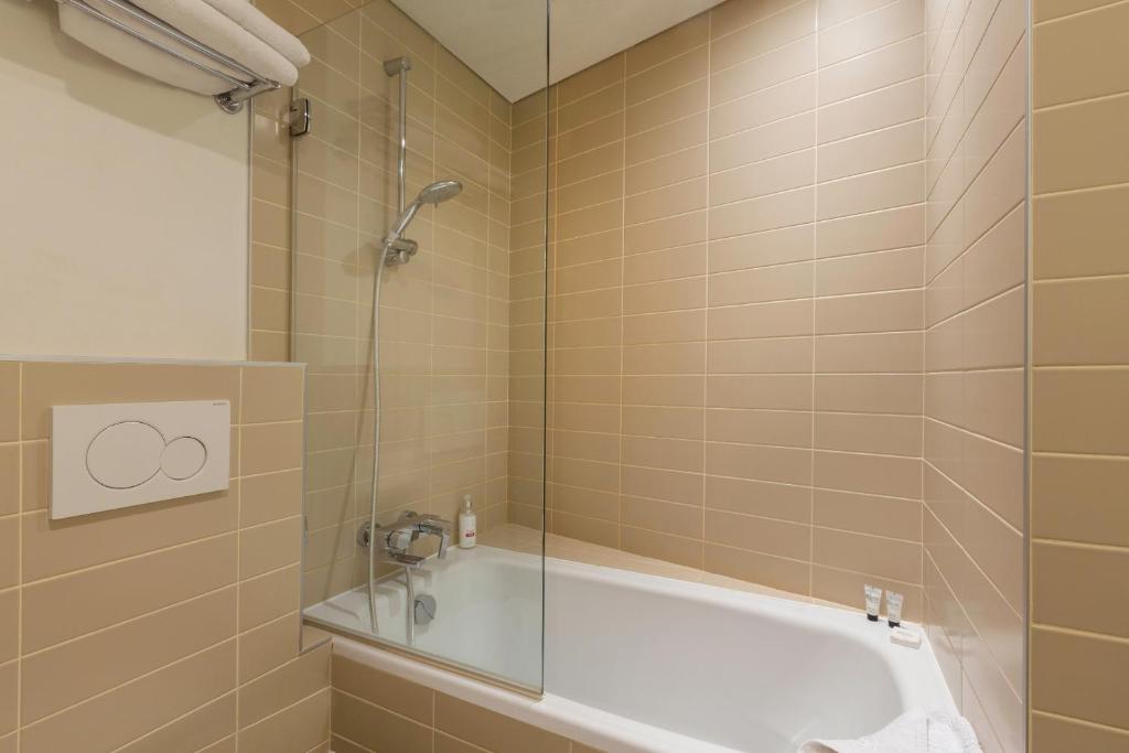 Contact Hôtel Alizé Montmartre