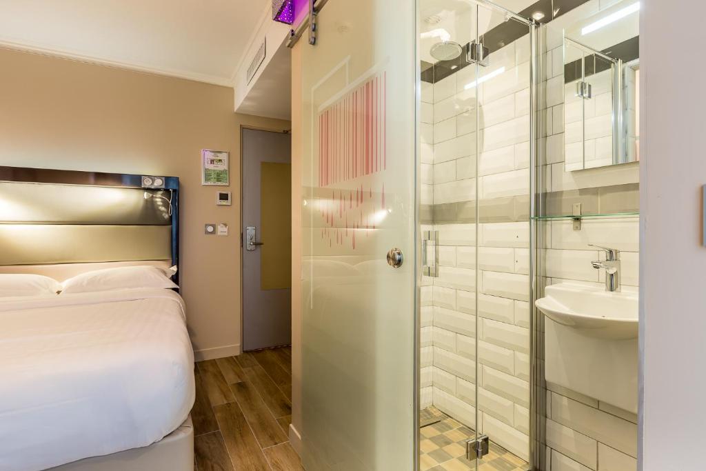 District République Hôtel Paris