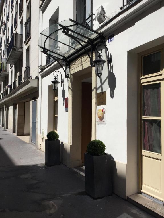 Hôtel de Neuve by Happyculture