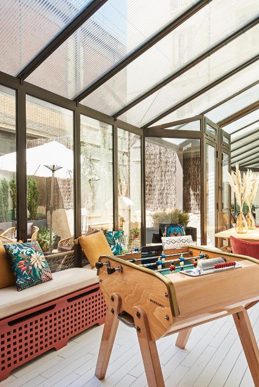 Hôtel Cervantes by Happyculture - Booking