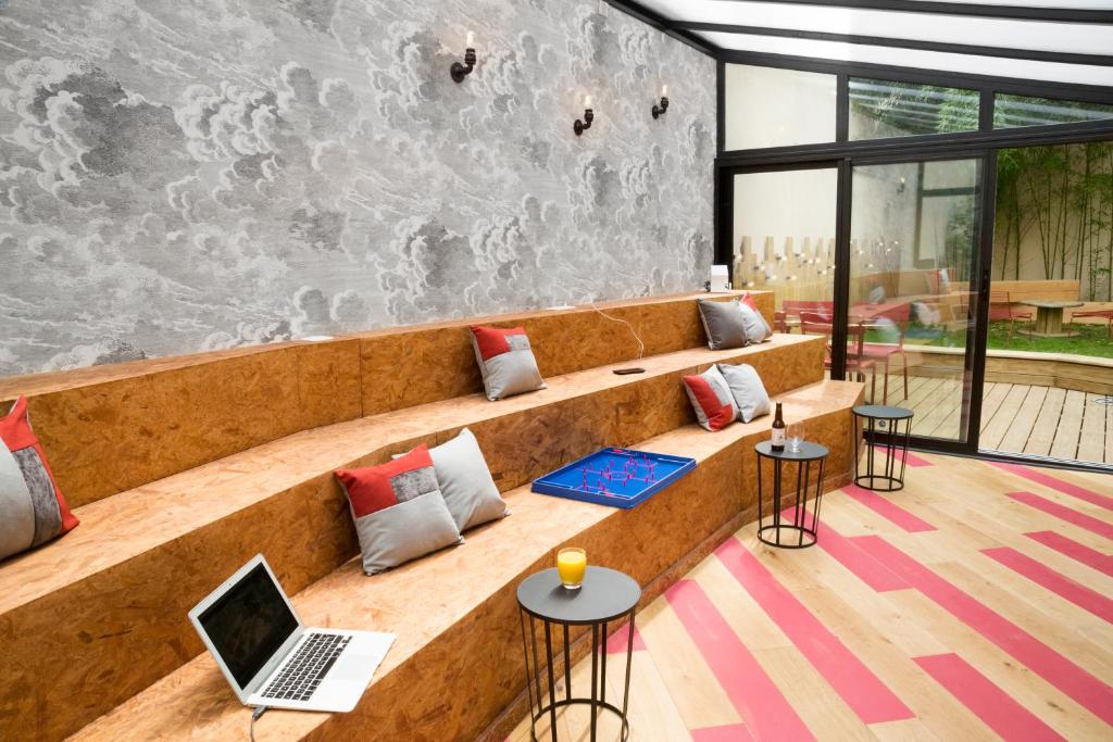 Hôtel Izzy by HappyCulture - Booking