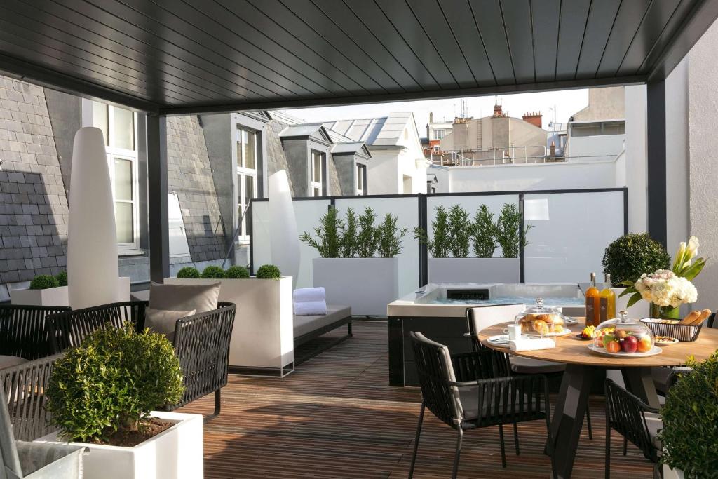 Hôtel Niépce Paris - Booking