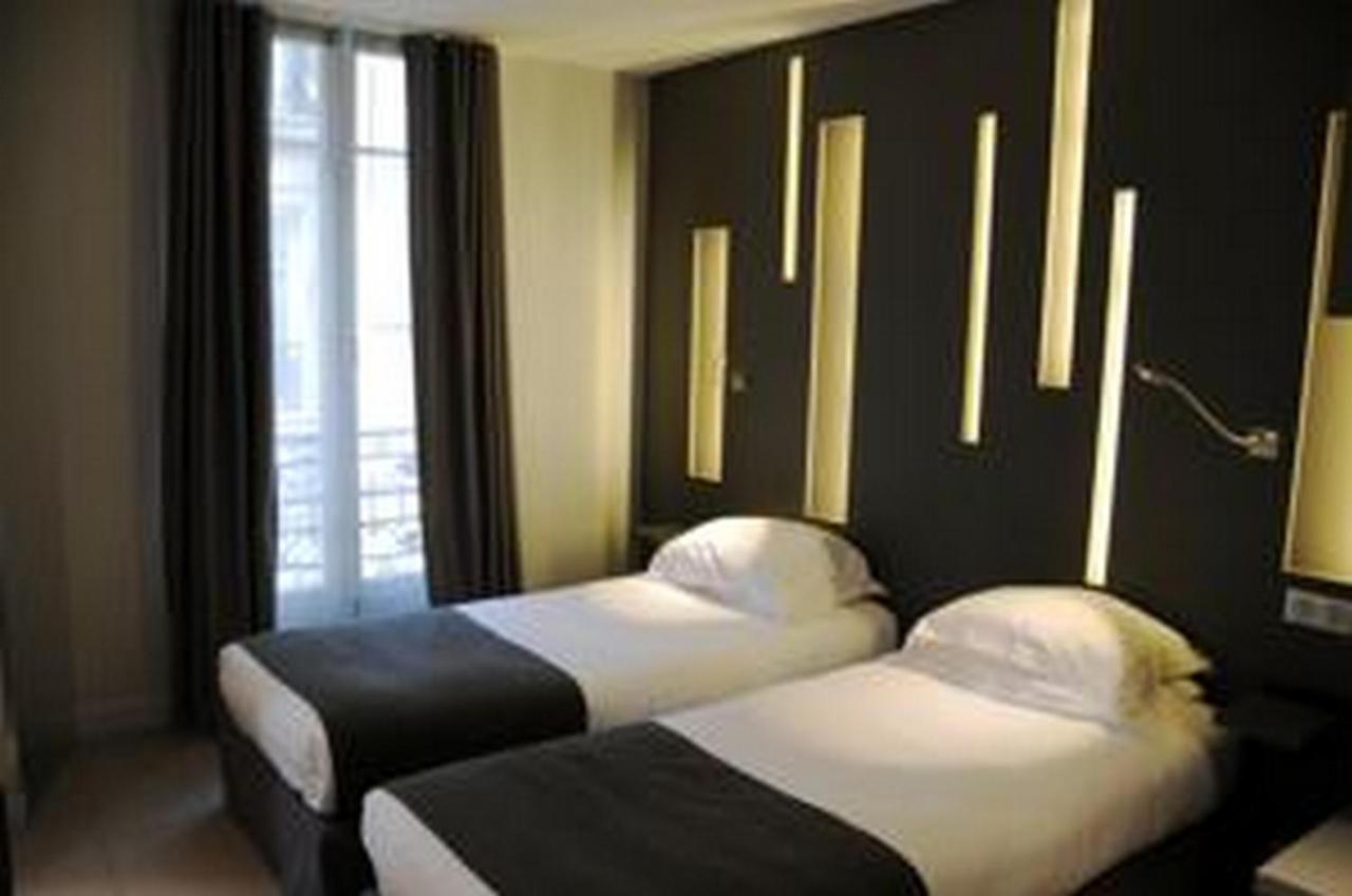Hotel Arc de Triomphe Étoile