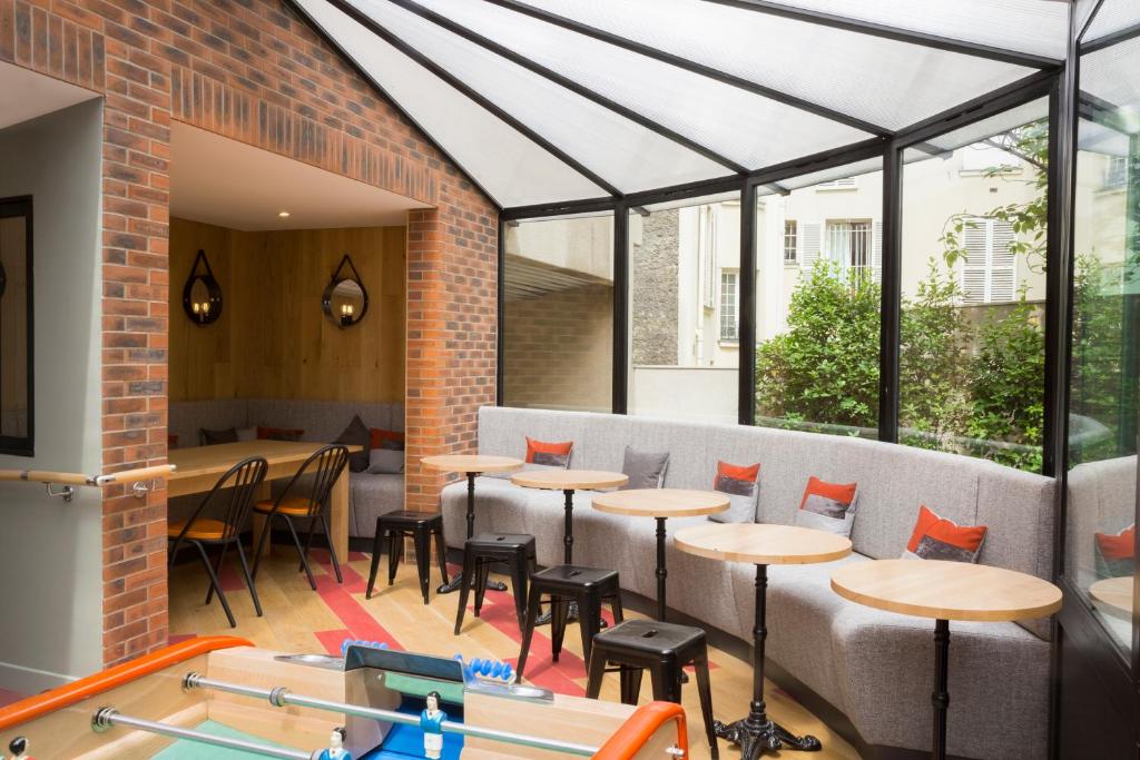Hôtel Izzy by HappyCulture - Booking