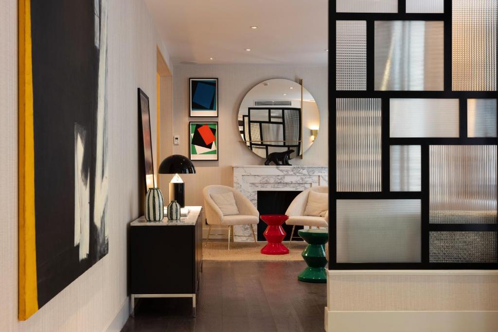Hôtel Moderniste - Booking