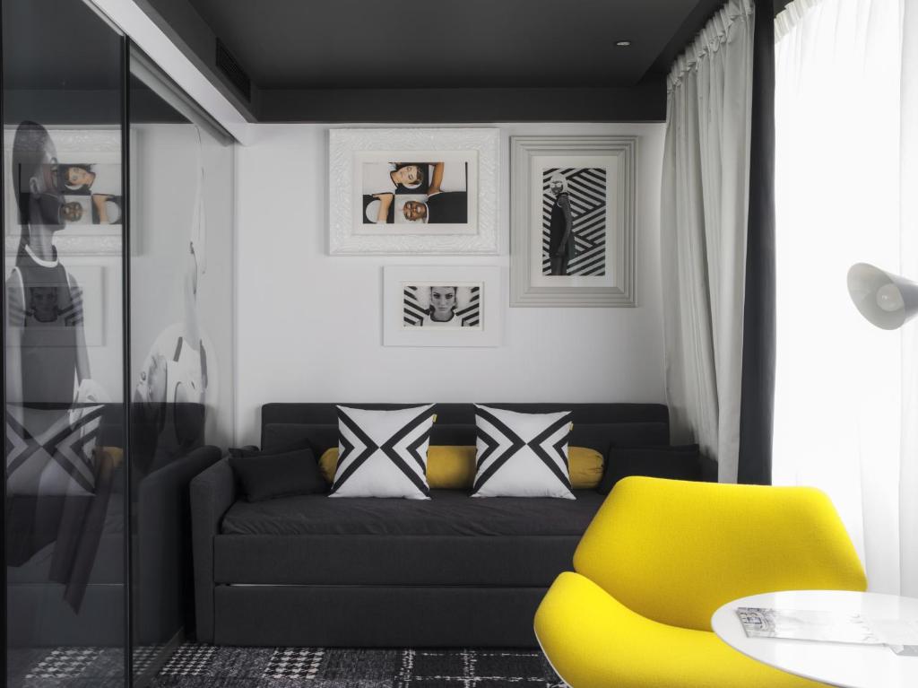 Hôtel Ekta Champs Élysées