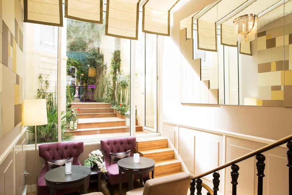 Hôtel Galileo Champs Elysées