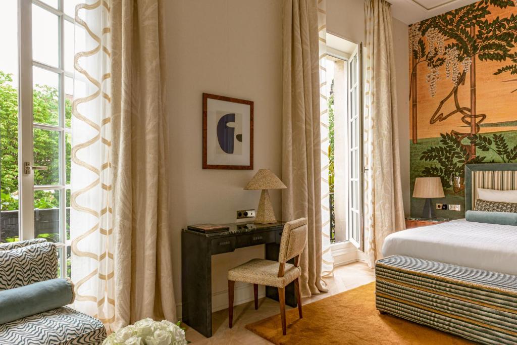 Saint James Paris