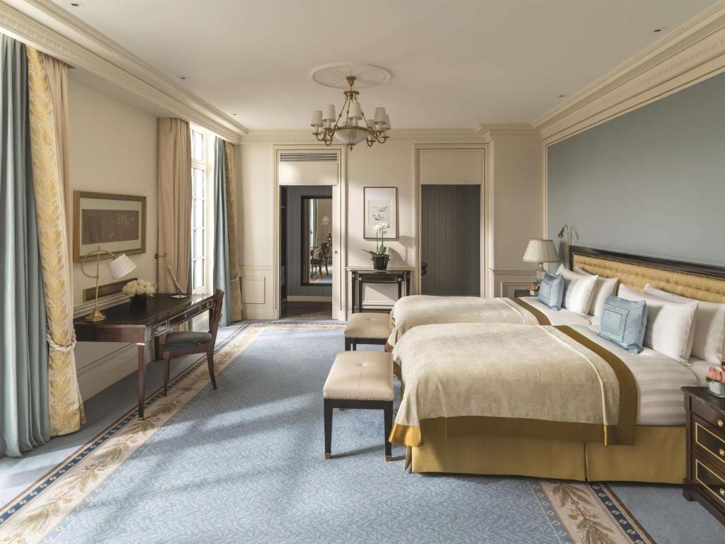 Shangri-La Hotel Paris
