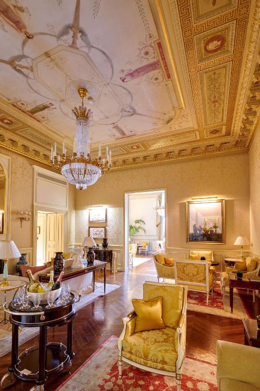 Shangri-La Hotel Paris