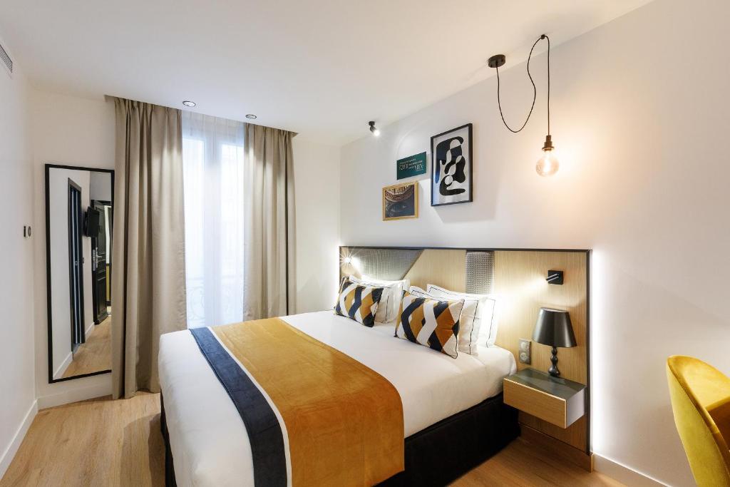 Hôtel Star Champs-Elysées
