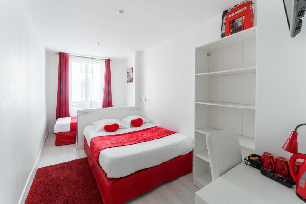 Hôtel L'Oasis Montparnasse