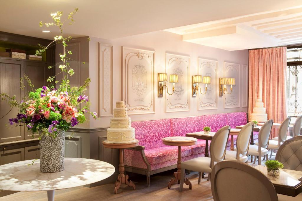 Maison Favart - Booking