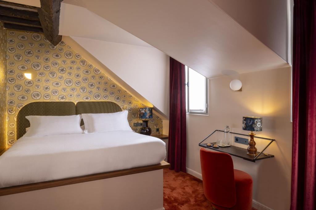Hôtel L de Lutèce - Booking