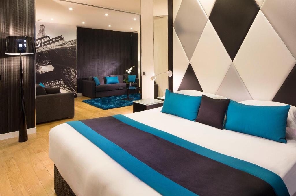 L’Empire Paris - Louvre - Booking