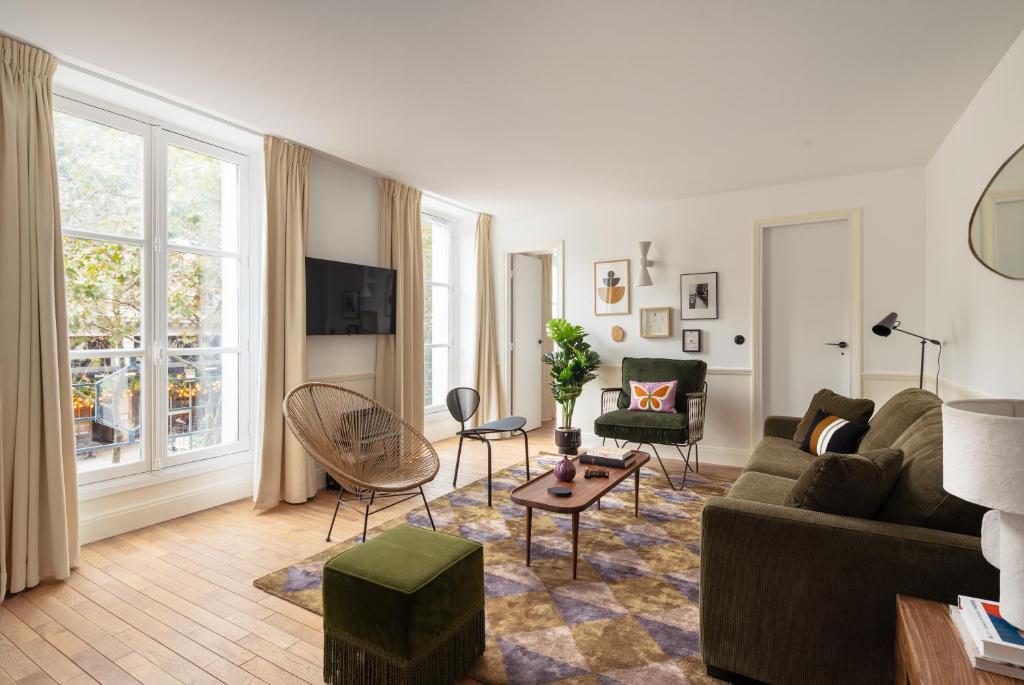 My Maison In Paris - Louvre