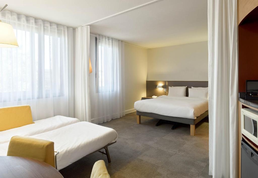 B&B HOTEL Paris Nord 18ème - Booking