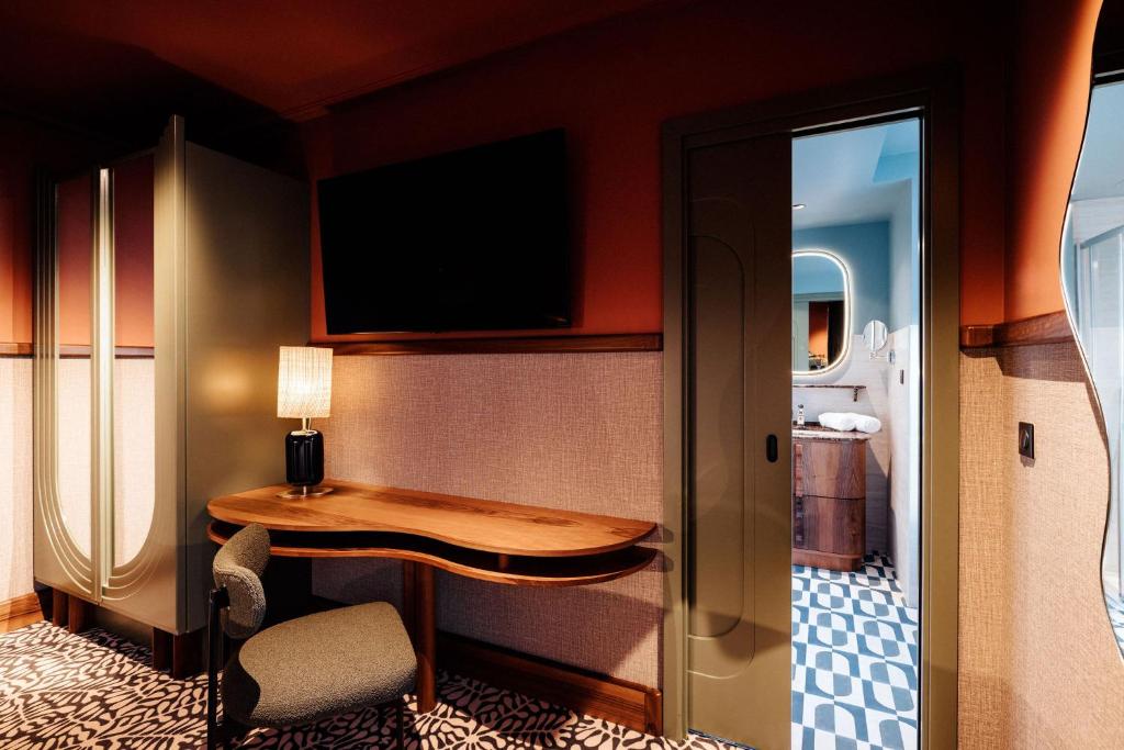 1.75 Paris La Trève