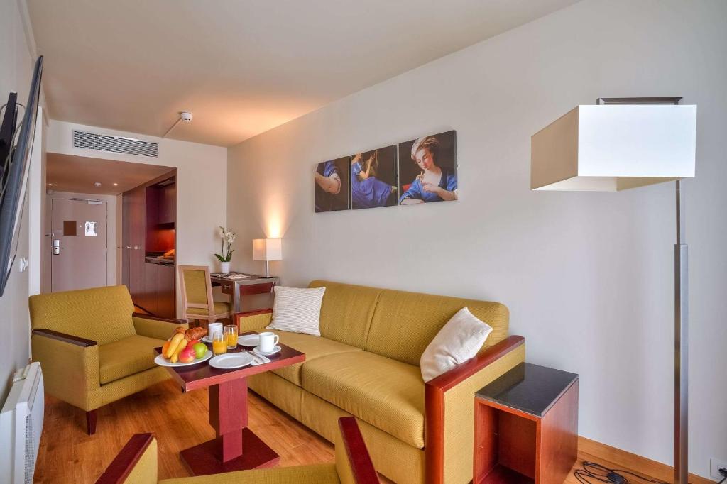 Clarion Paris CDG Airport