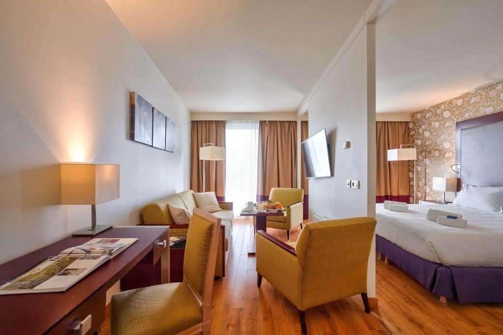 Clarion Paris CDG Airport