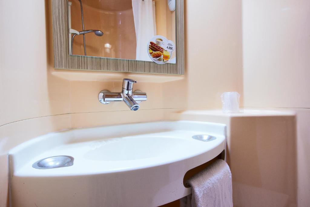 Premiere Classe Marne La Vallee - Saint Thibault Des Vignes