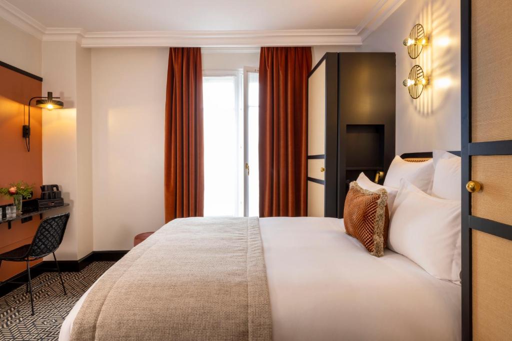 Grand Hotel Chicago