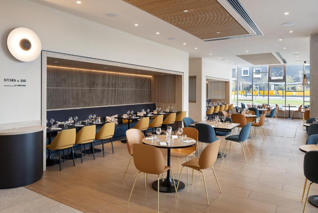 Courtyard by Marriott Paris Charles de Gaulle Central Airport