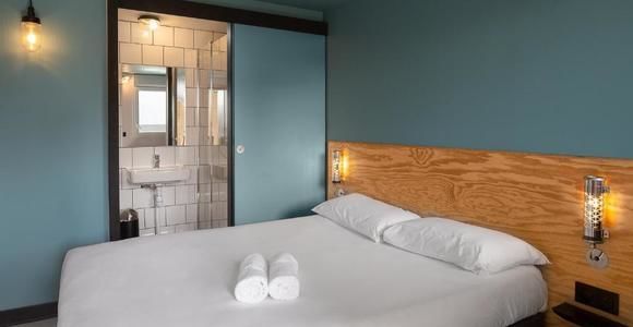 Eklo Paris Roissy CDG Airport