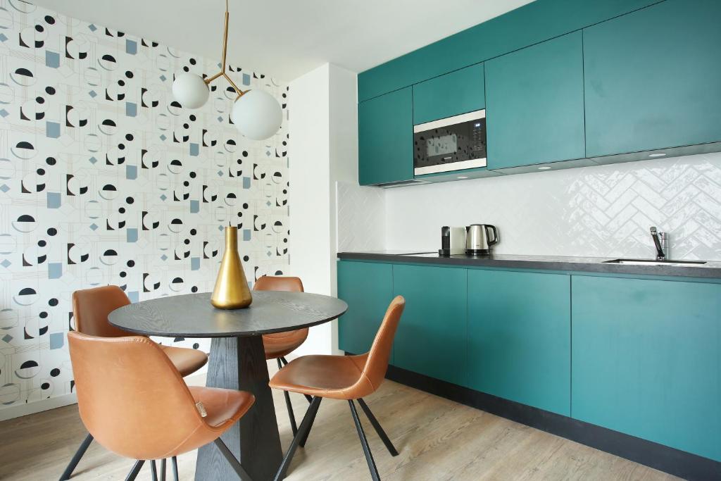 YAYS Paris Issy by Numa