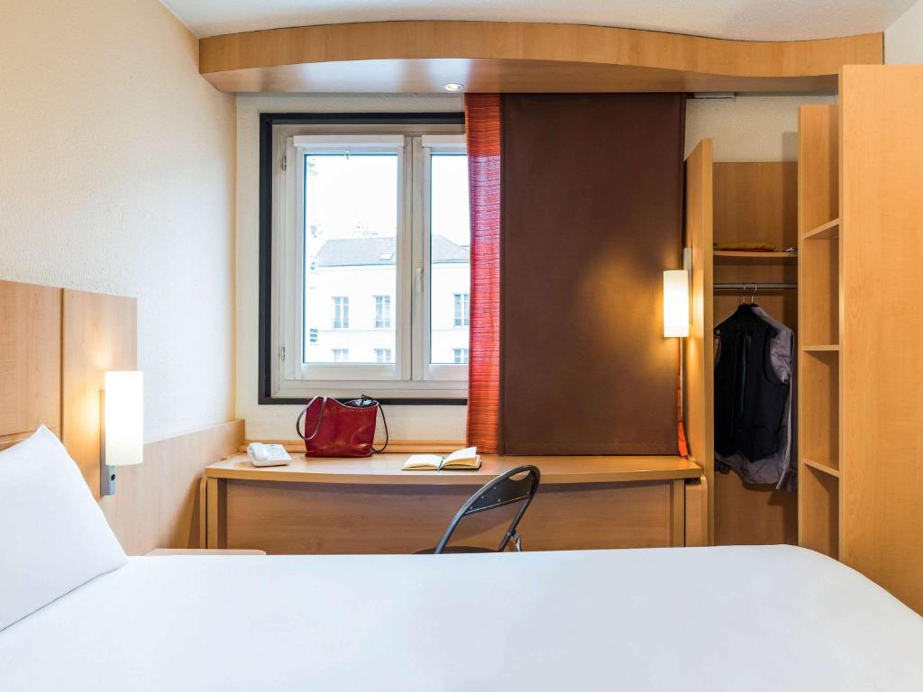 ibis Paris Pont de Suresnes Longchamp