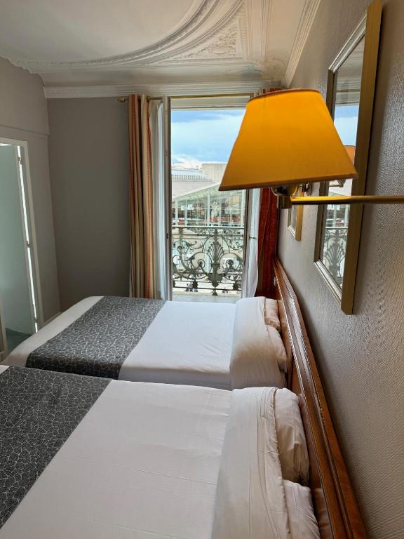 Hotel Richmond Gare du Nord