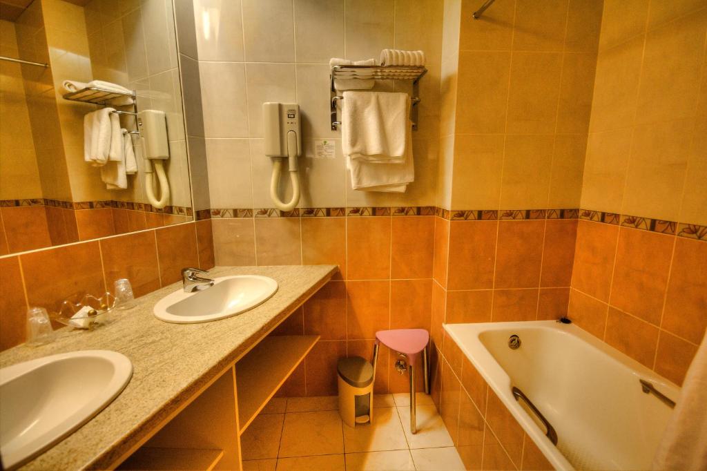 Hotel des Trois Gares