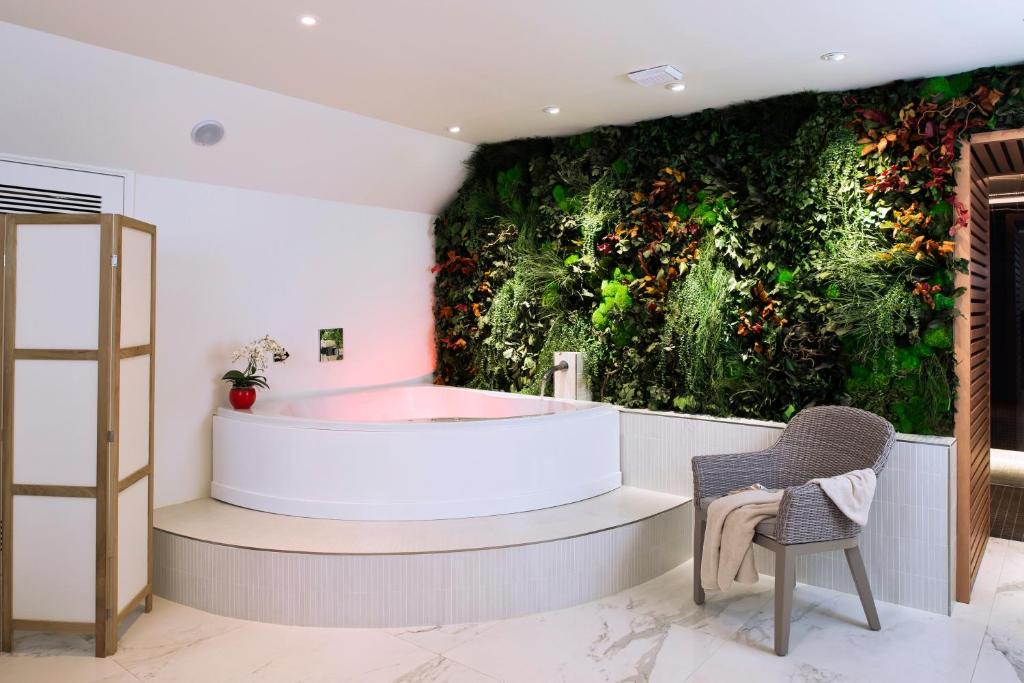 Hôtel Saint-Pétersbourg Opéra & Spa