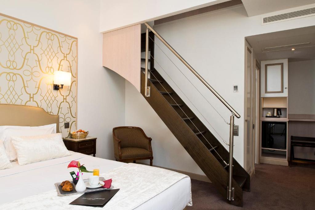 Hôtel Saint-Pétersbourg Opéra & Spa