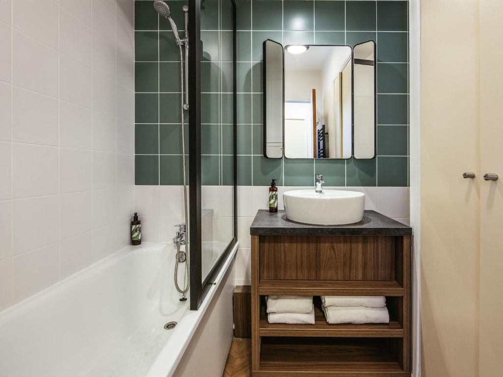 Aparthotel Adagio Paris Buttes-Chaumont