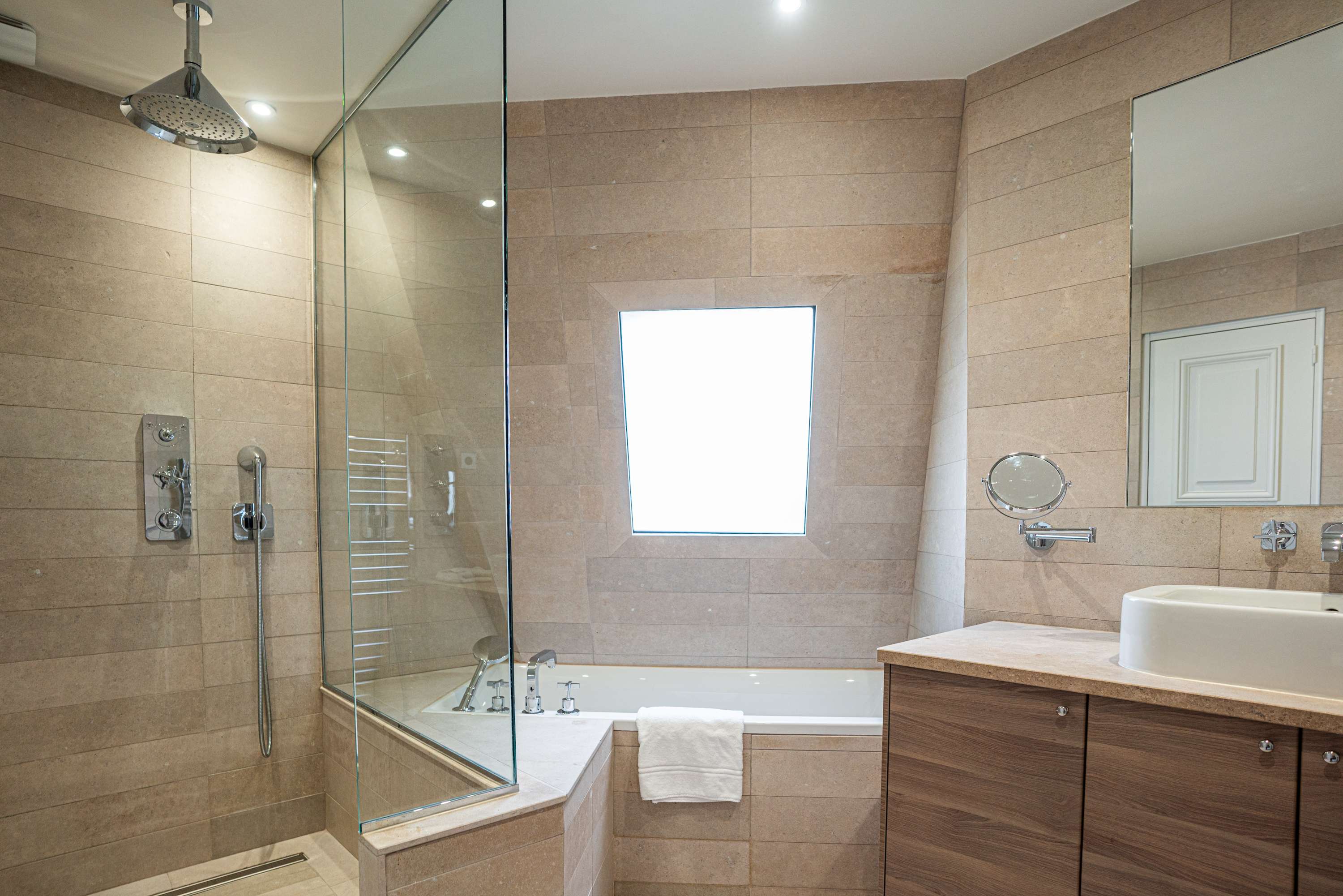 Hôtel Saint-Louis – Jardin du Luxembourg