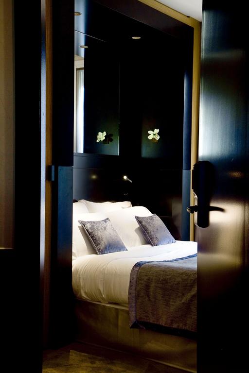 Hôtel Marceau Champs Elysées