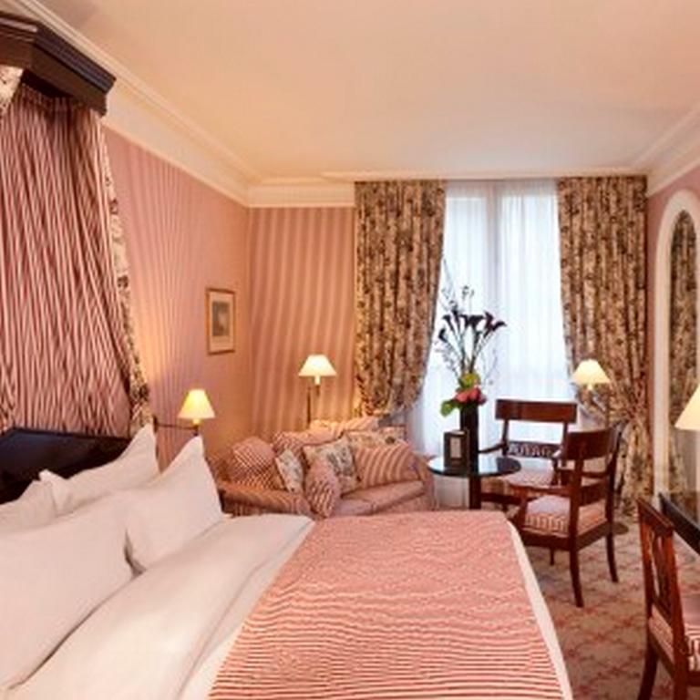 Le Dokhan’s a Tribute Portfolio Hotel