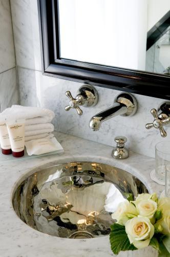 Le Dokhan’s a Tribute Portfolio Hotel