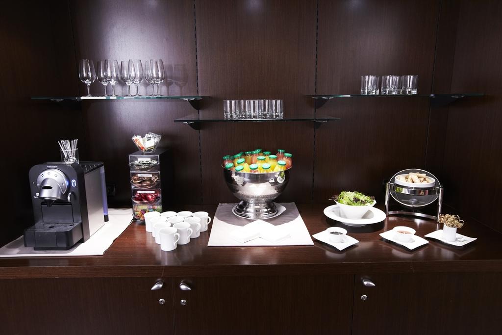 Golden Tulip CDG Airport Villepinte