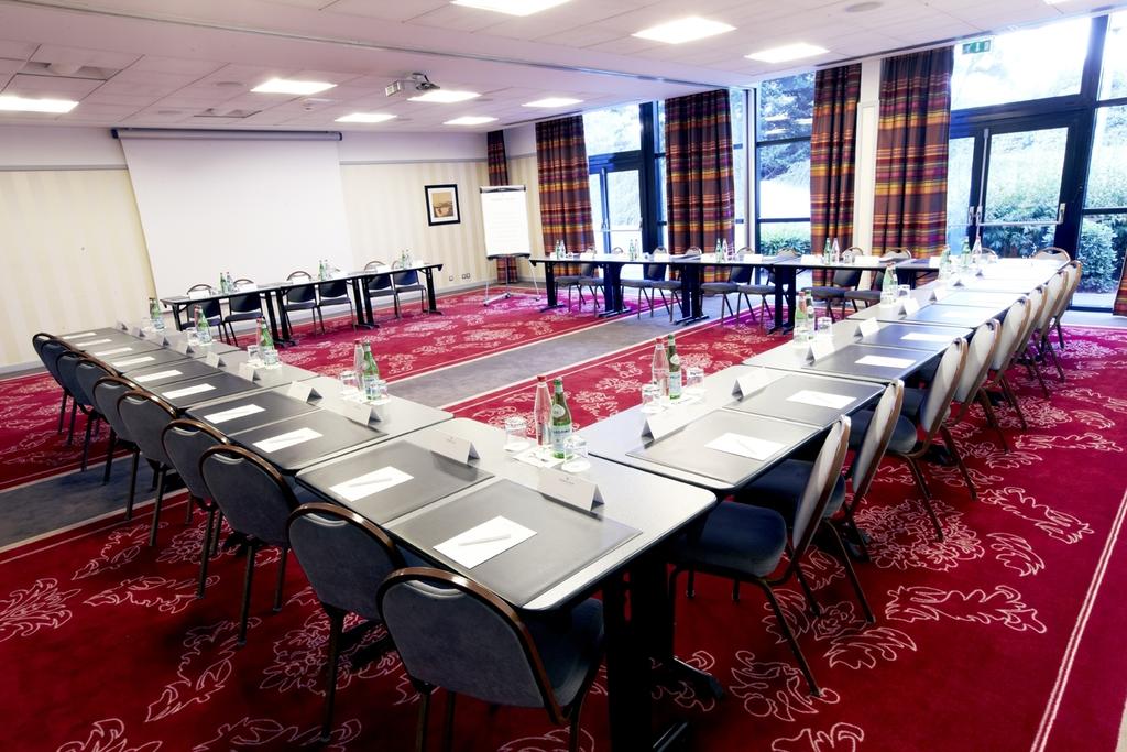 Golden Tulip CDG Airport Villepinte