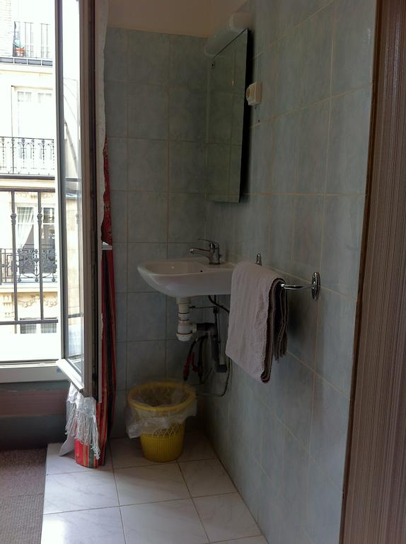 Hôtel des Arts Montmartre