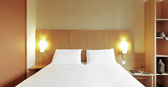 Ibis Paris Porte de Vanves Parc des Expositions