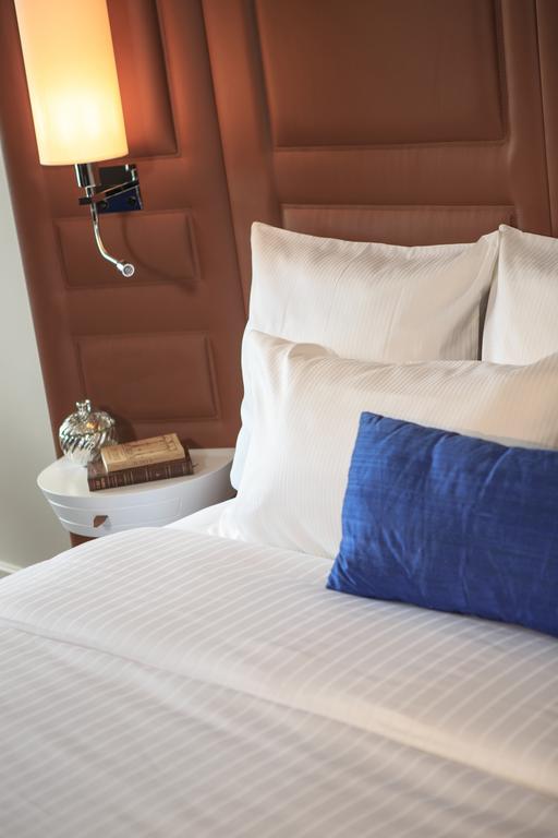 Hôtel Renaissance Paris Hippodrome de Saint-Cloud