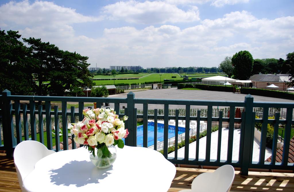 Hôtel Renaissance Paris Hippodrome de Saint-Cloud