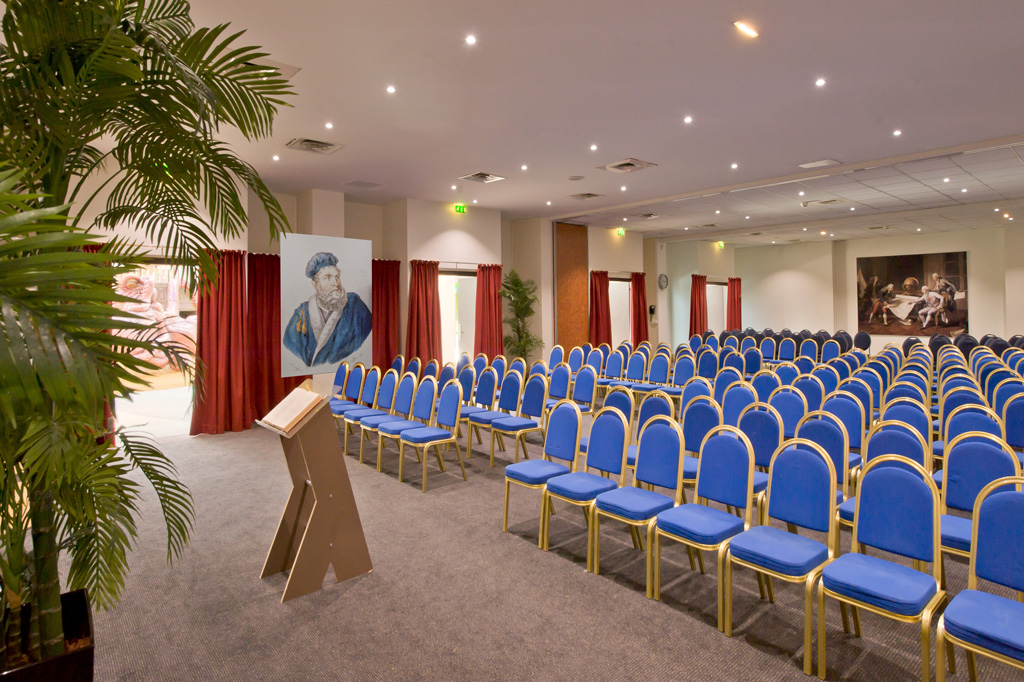 Explorers Hotel at Disneyland® Paris