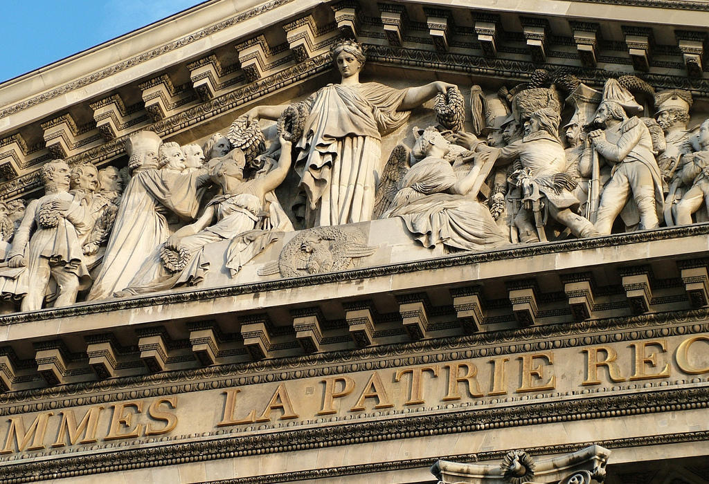 Le Panthéon en dix hôtels