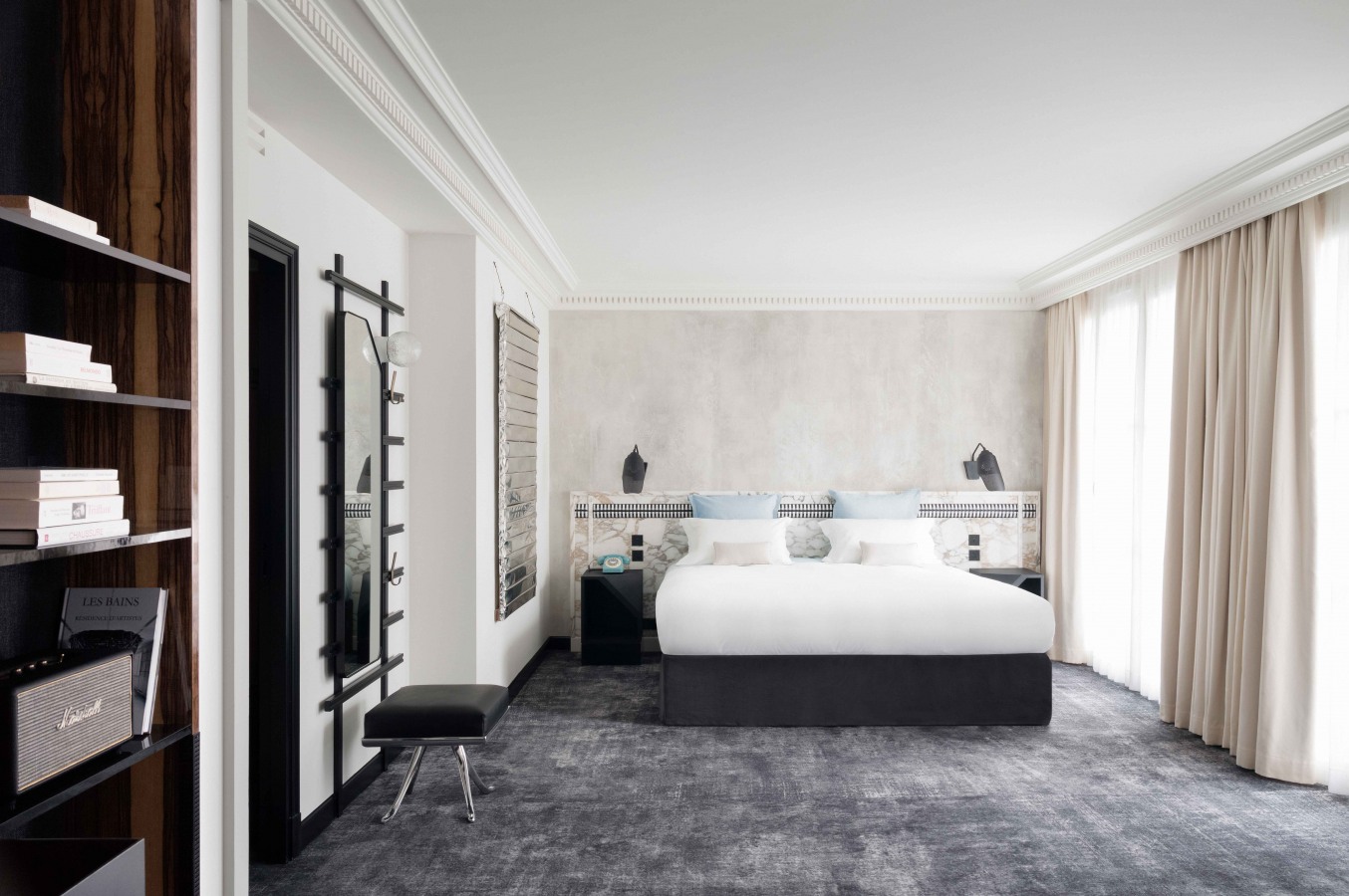 Les Bains Paris Junior Suites Sizel 337911 1600 900